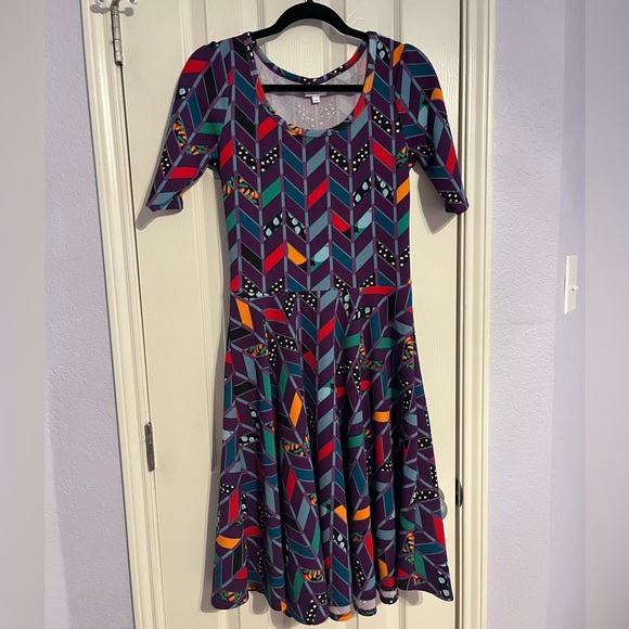 Lularoe Nicole - Picture 1 of 5